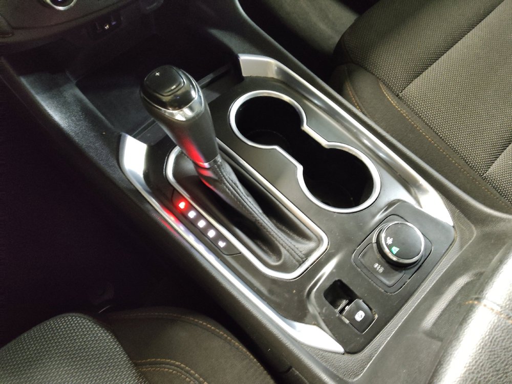 Used 2019 Chevrolet Traverse LS FWD image 26