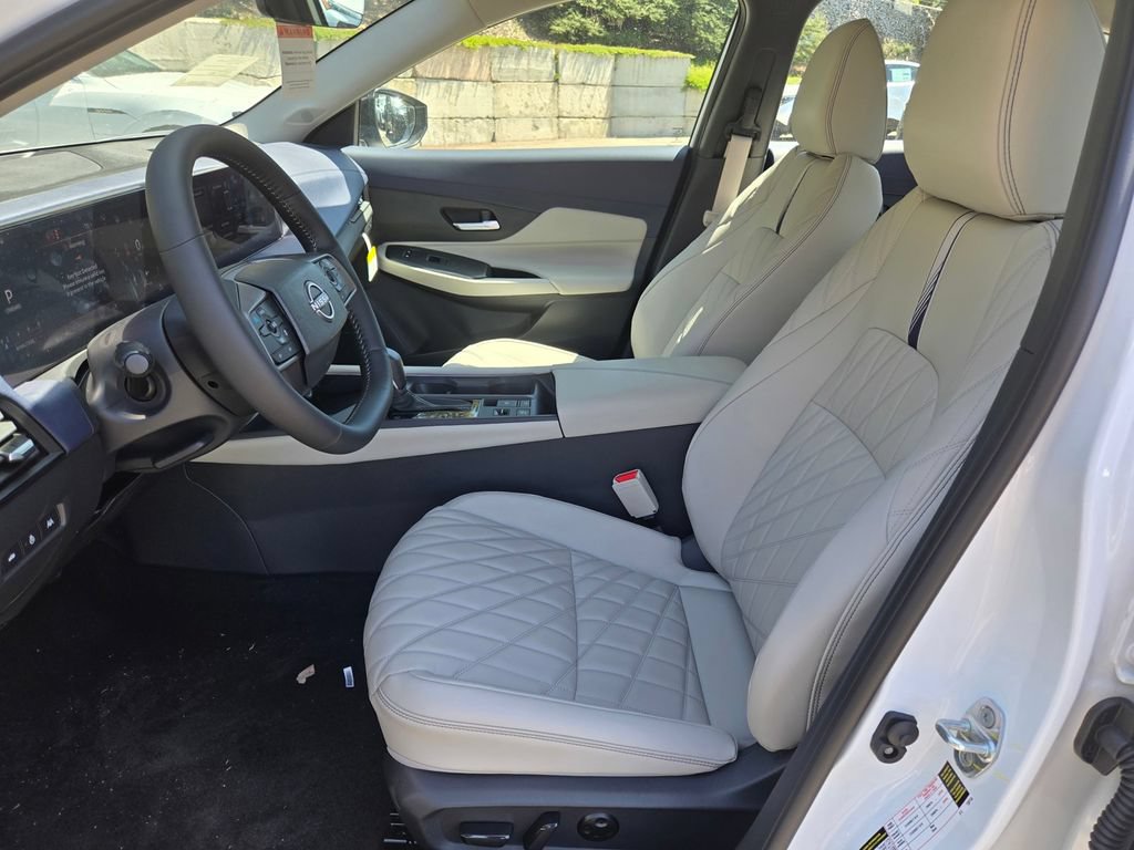 New 2026 Nissan Sentra SL w/ Floor Mat Package FWD image 7