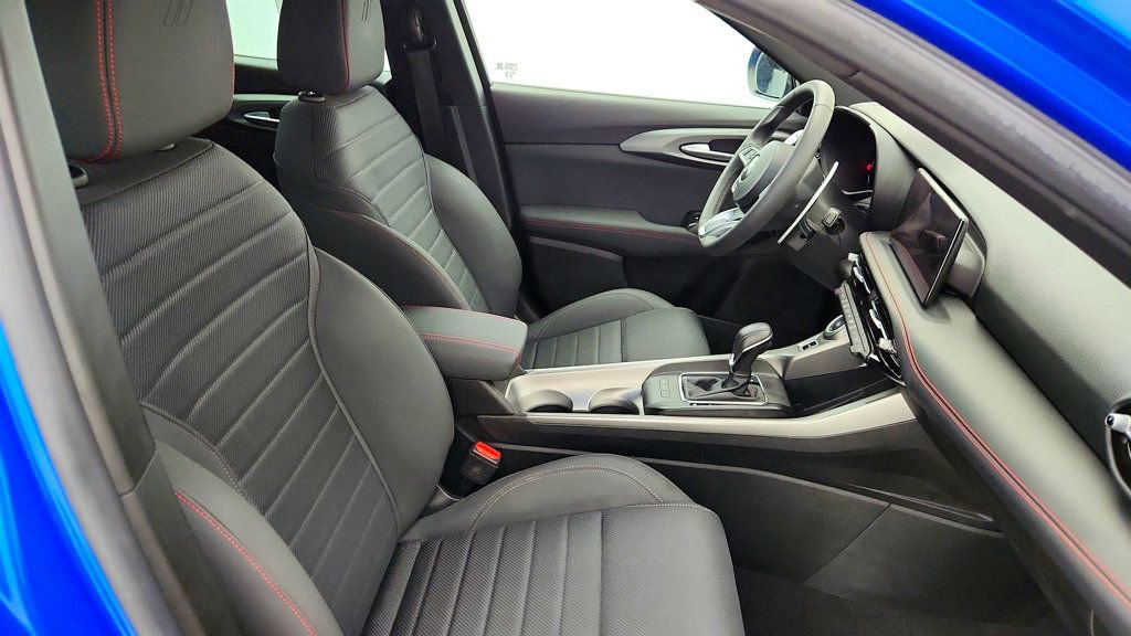 Used 2024 Dodge Hornet R/T image 23