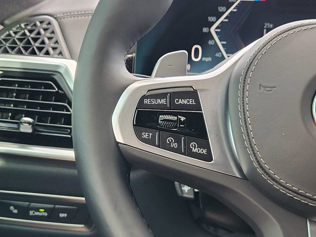 Used 2026 BMW X7 xDrive40i w/ M Sport Package image 28