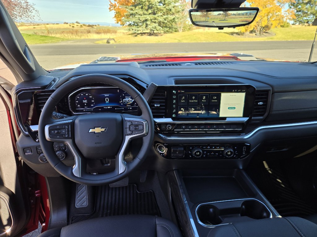 Used 2025 Chevrolet Silverado 3500 LTZ w/ LTZ Premium Package image 18