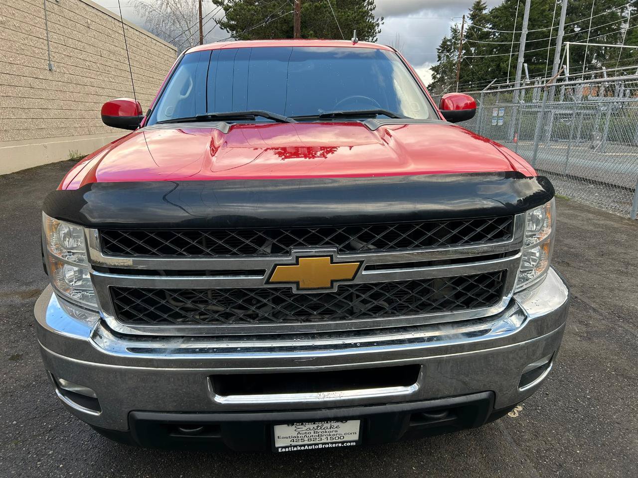 Used 2013 Chevrolet Silverado 2500 LTZ w/ LTZ Plus Package AWD/4WD image 2