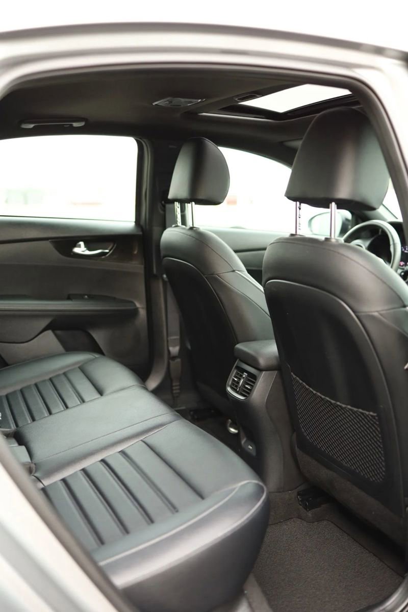 Used 2024 Kia Forte GT-Line w/ GT-Line Premium Package image 41