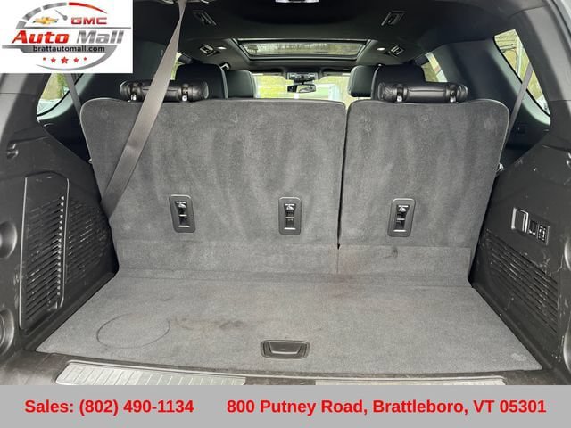 Used 2023 Chevrolet Tahoe Z71 w/ Luxury Package AWD/4WD image 25