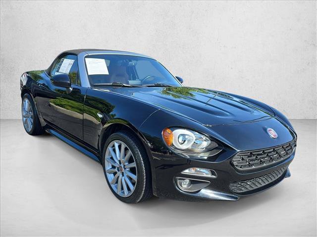 Used 2017 FIAT 124 Spider Lusso RWD image 3