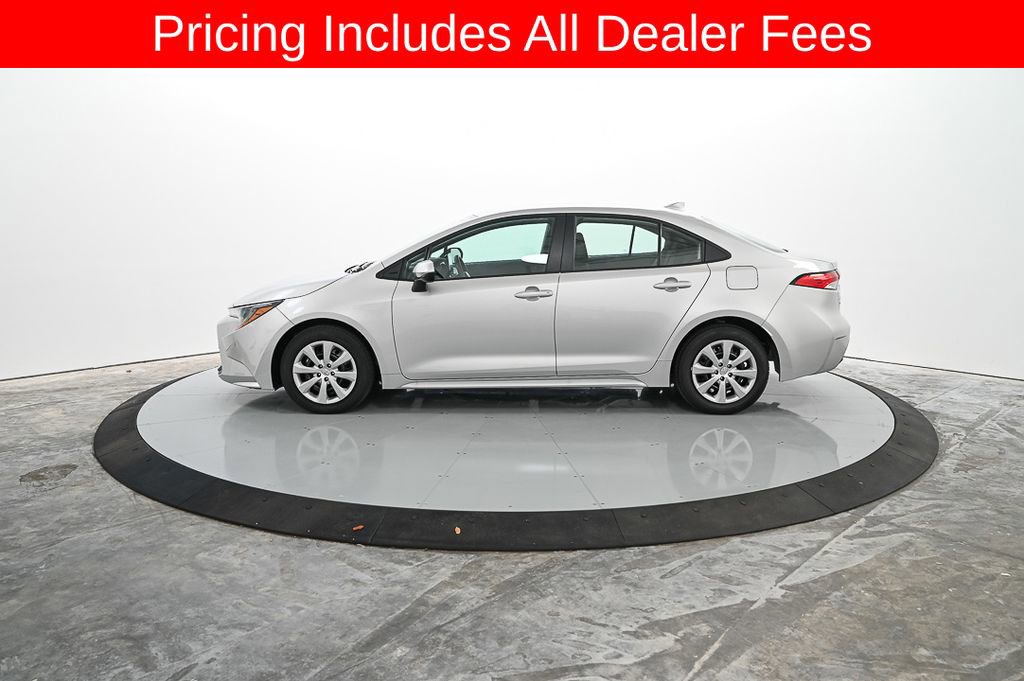 Used 2026 Toyota Corolla LE FWD image 10