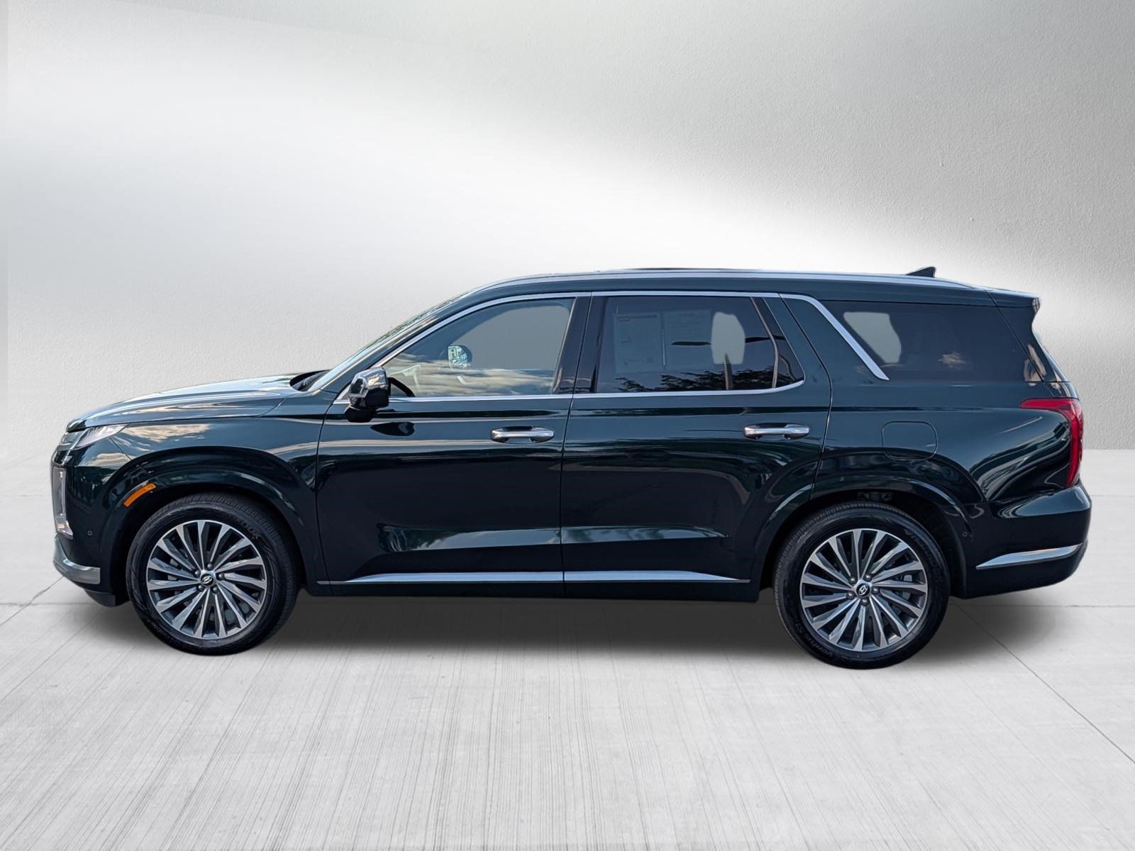 Used 2025 Hyundai Palisade Calligraphy AWD/4WD image 4