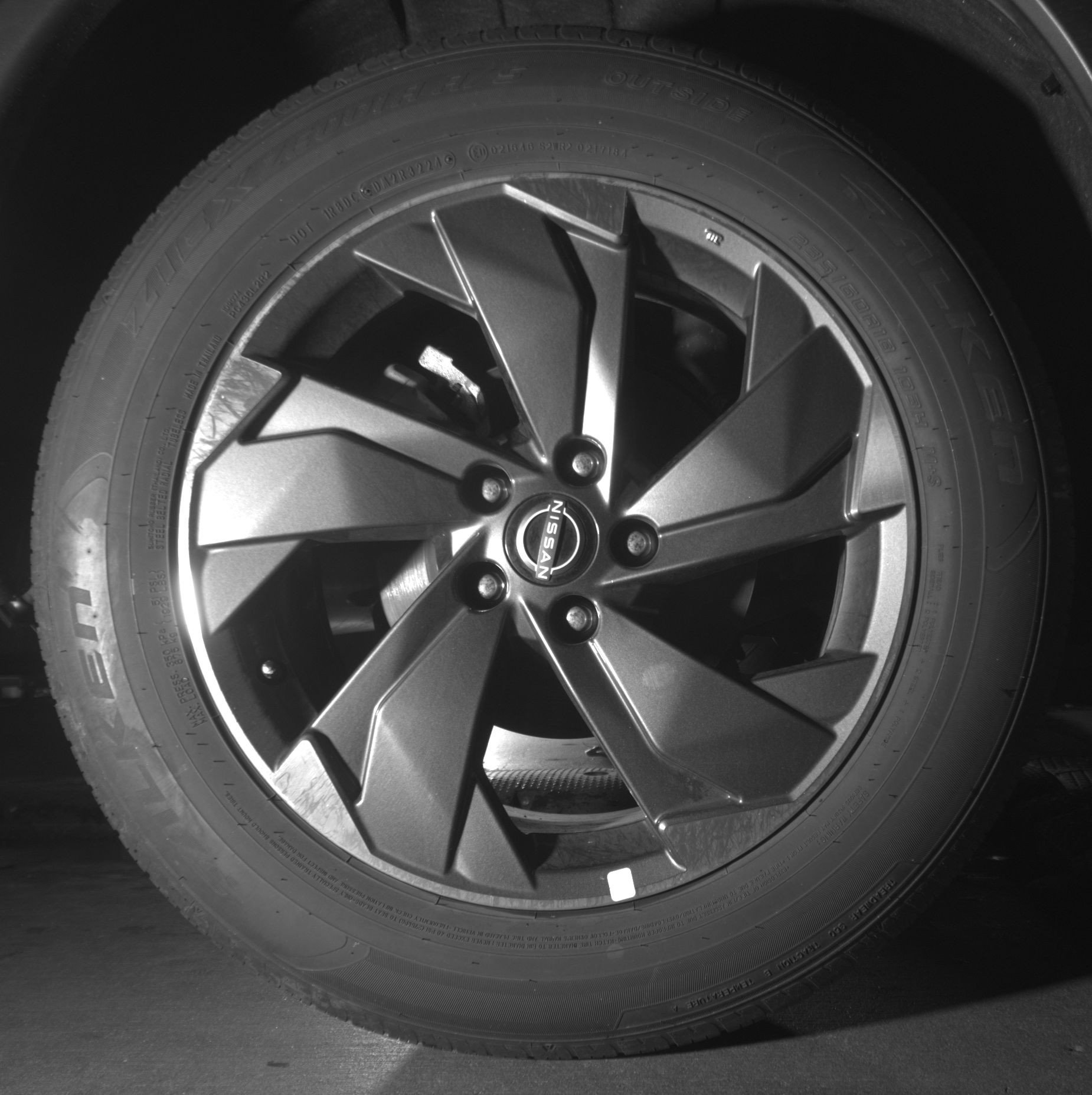 Used 2025 Nissan Rogue SV image 15