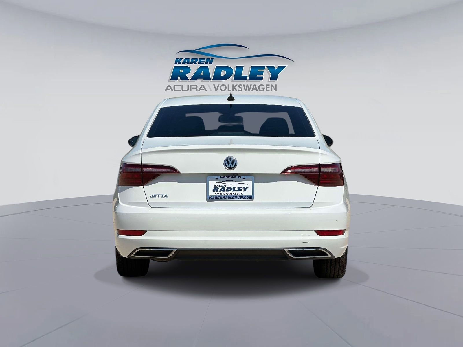 Used 2020 Volkswagen Jetta R-Line w/ R-Line Cold Weather Package image 3