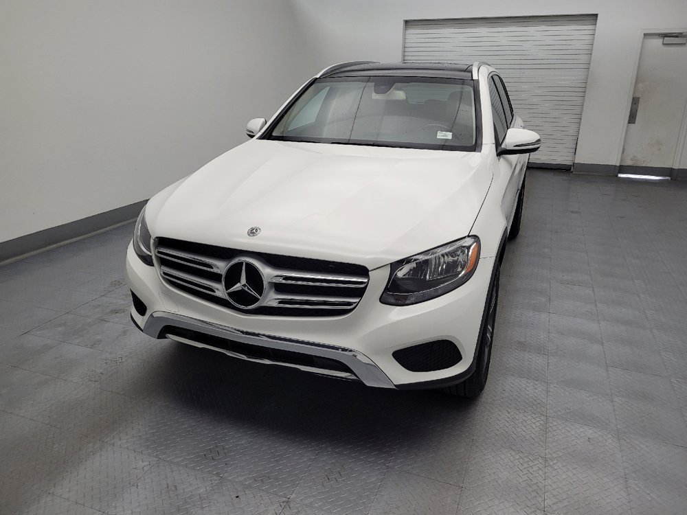 Used 2019 Mercedes-Benz GLC 300 4MATIC w/ Premium Package image 15