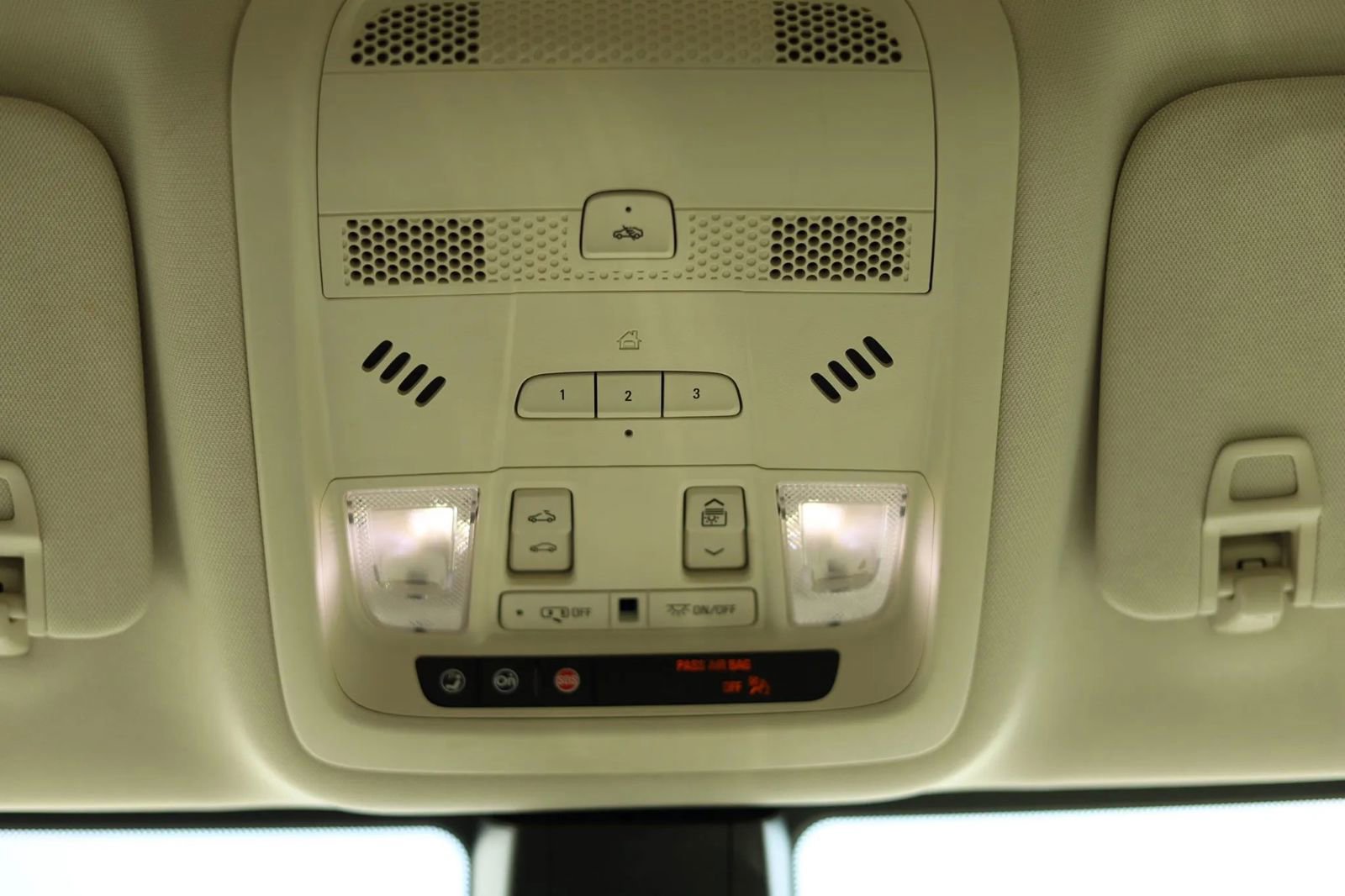 Used 2020 Cadillac XT6 Premium Luxury image 35