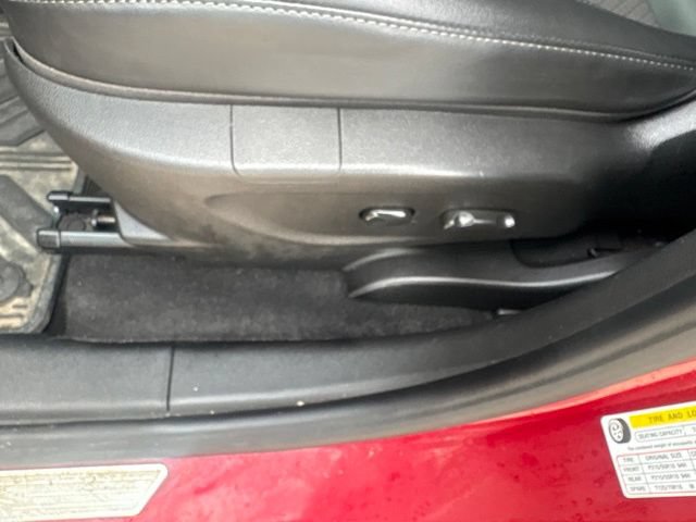 Used 2020 Buick Encore Preferred FWD image 24
