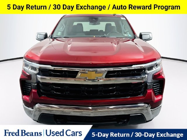 Used 2023 Chevrolet Silverado 1500 LT AWD/4WD image 3