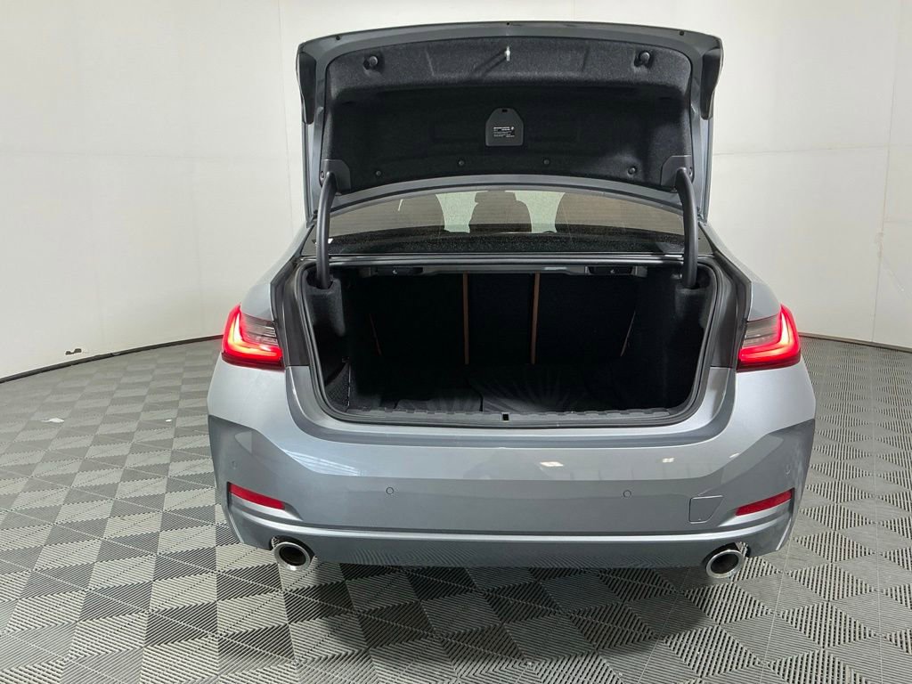 Certified 2025 BMW 330i Sedan w/ Convenience Package RWD image 28