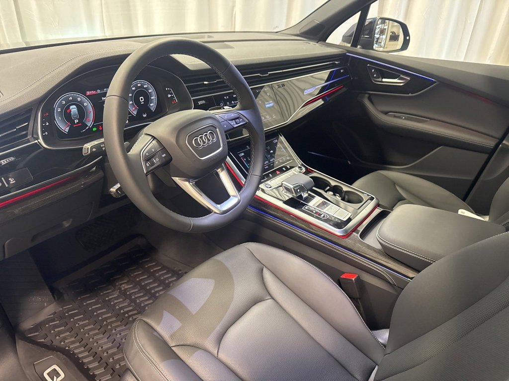 New 2025 Audi Q7 3.0T Premium Plus image 3