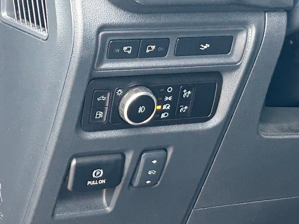 Used 2023 Ford F150 XLT w/ Equipment Group 302A High RWD image 36