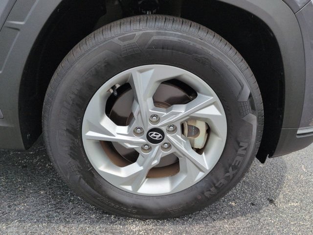 Certified 2024 Hyundai Tucson SEL FWD image 11