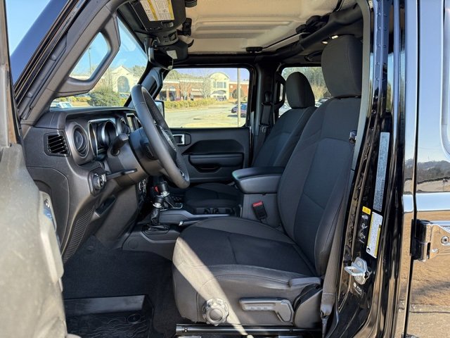Used 2023 Jeep Gladiator Willys image 12