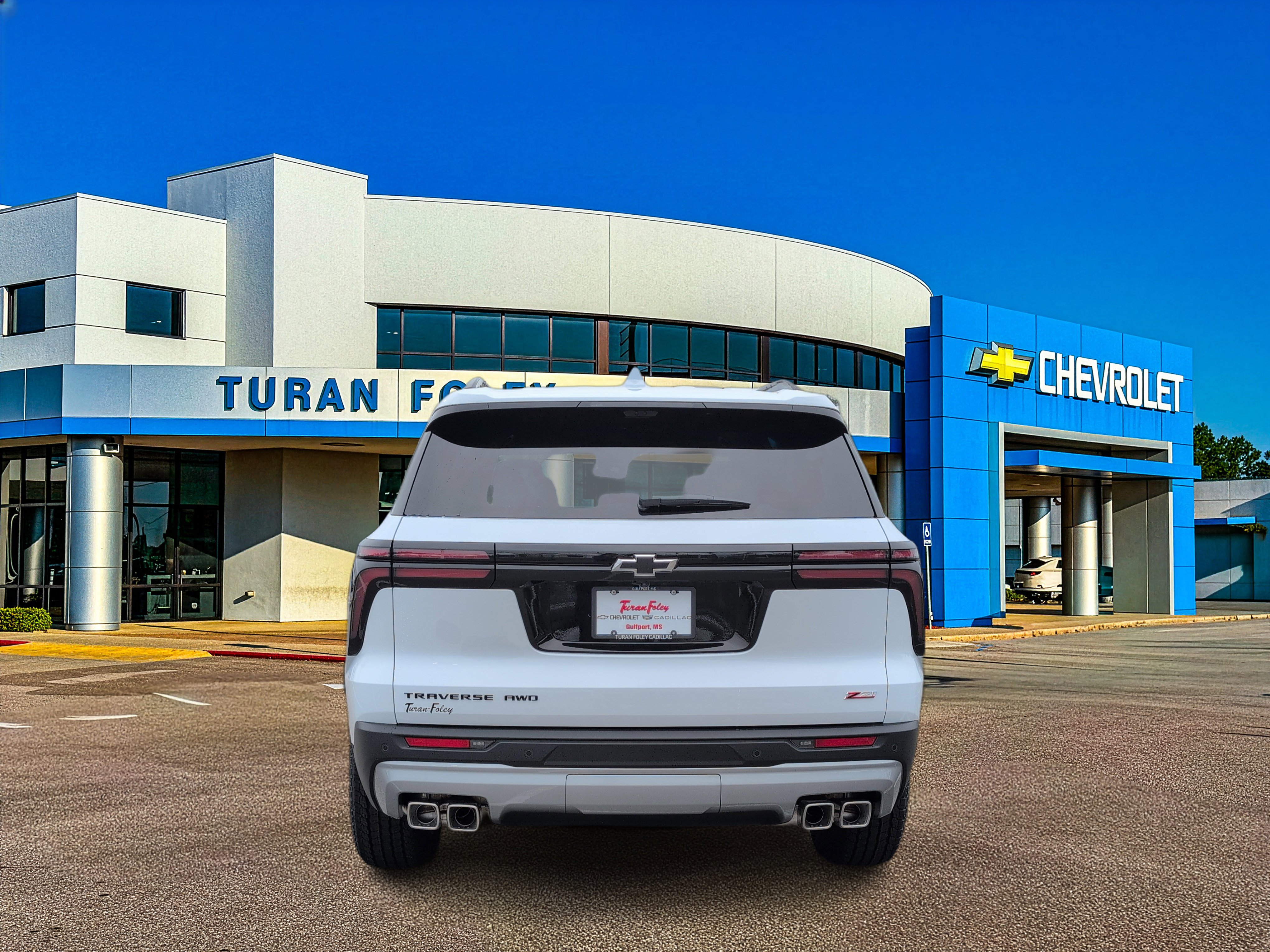 New 2026 Chevrolet Traverse Z71 w/ Enhanced Driving Package image 4