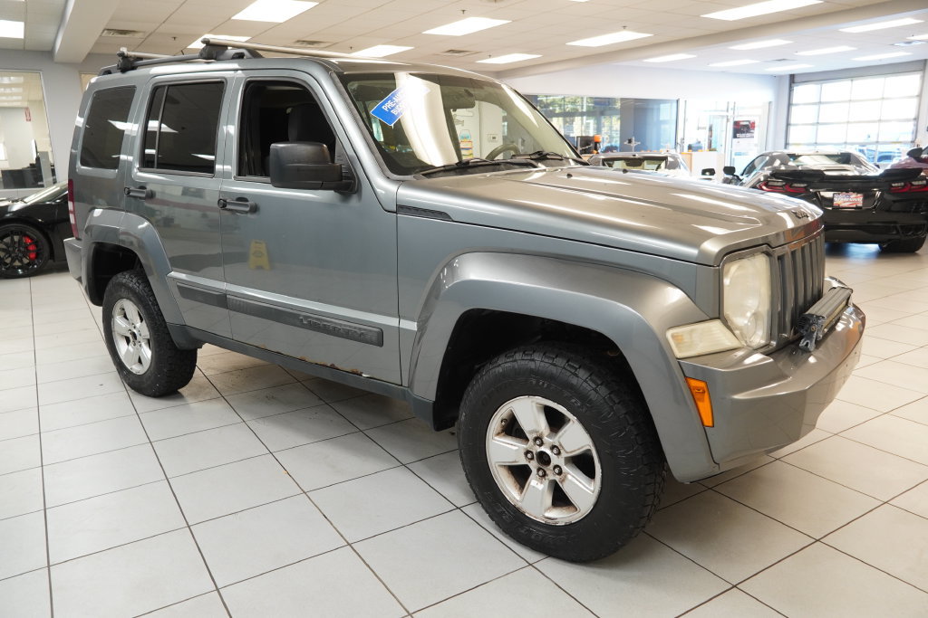Used 2012 Jeep Liberty Sport AWD/4WD image 14