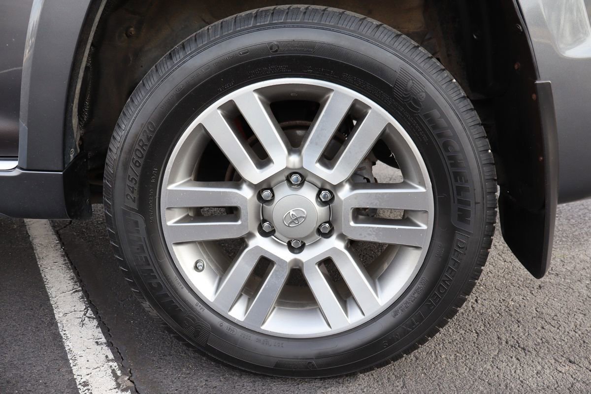 Used 2012 Toyota 4Runner Limited image 43