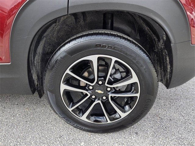 Used 2025 Chevrolet TrailBlazer LT image 16