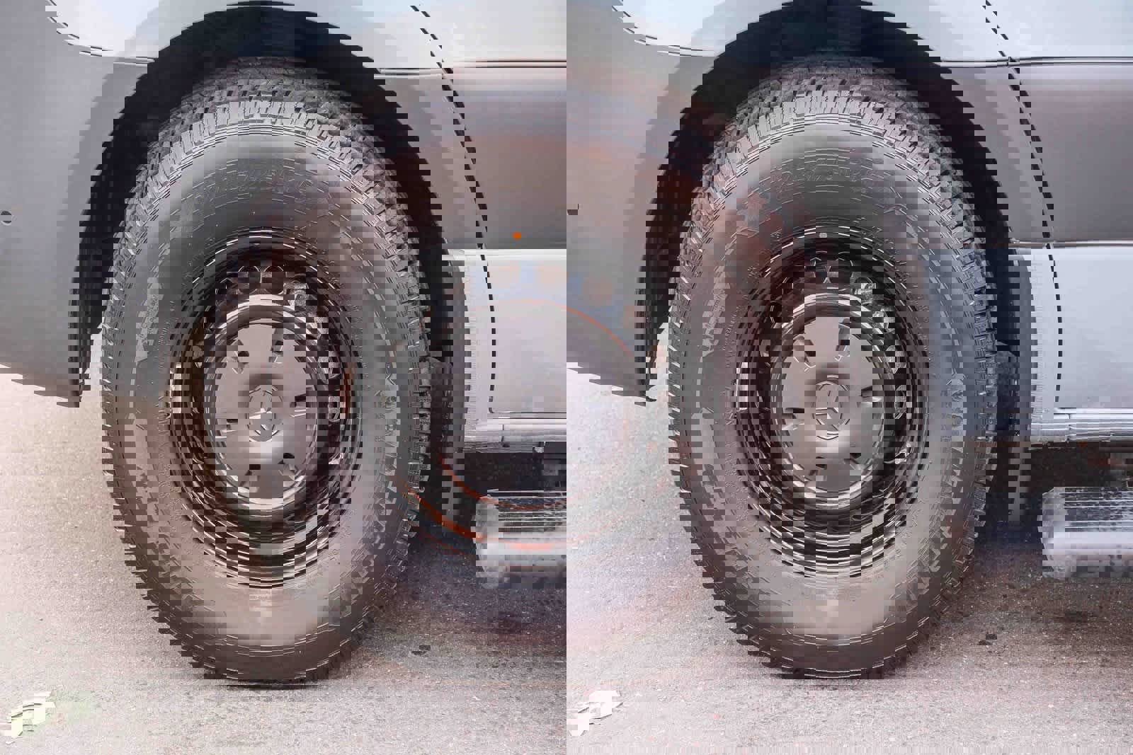 Used 2023 Mercedes-Benz Sprinter 2500 image 9