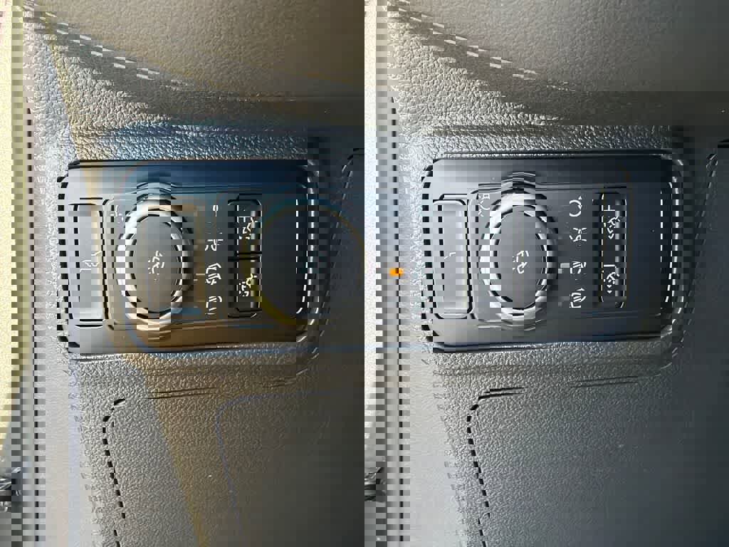 New 2026 Ford Explorer ST-Line image 32