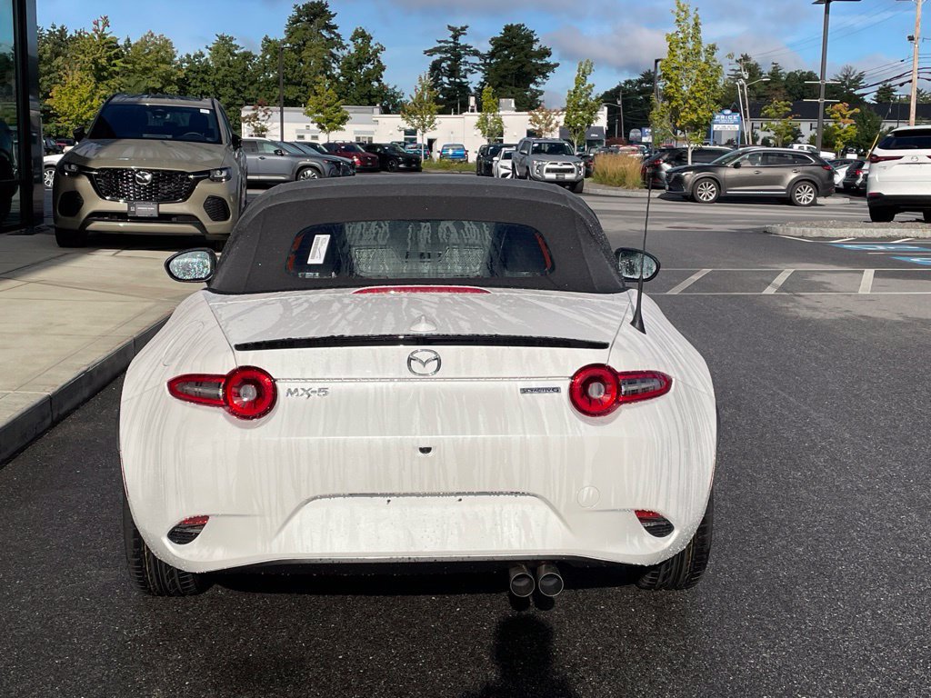 New 2026 MAZDA MX-5 Miata Club RWD image 7