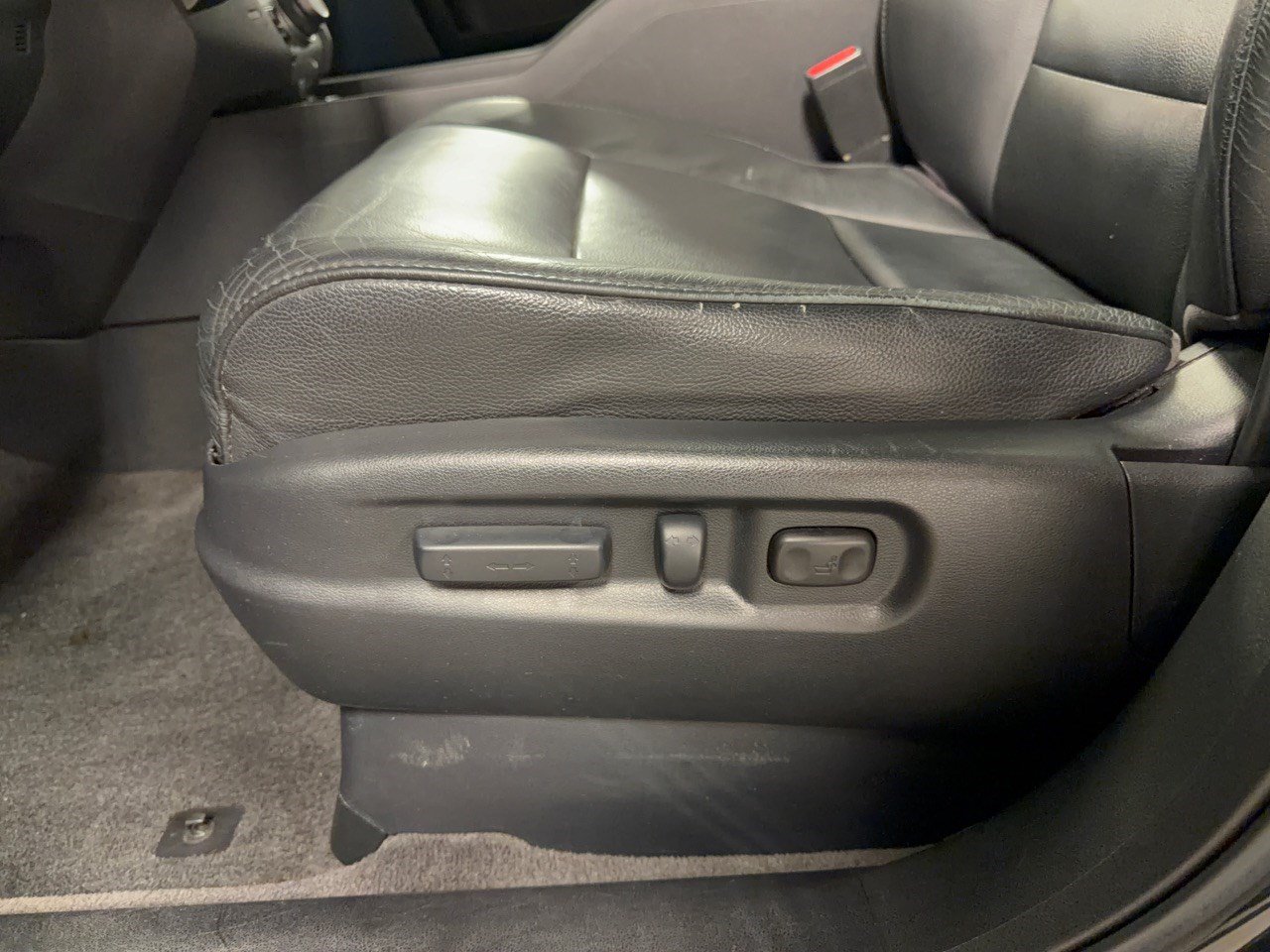 Used 2012 Honda Pilot Touring image 16