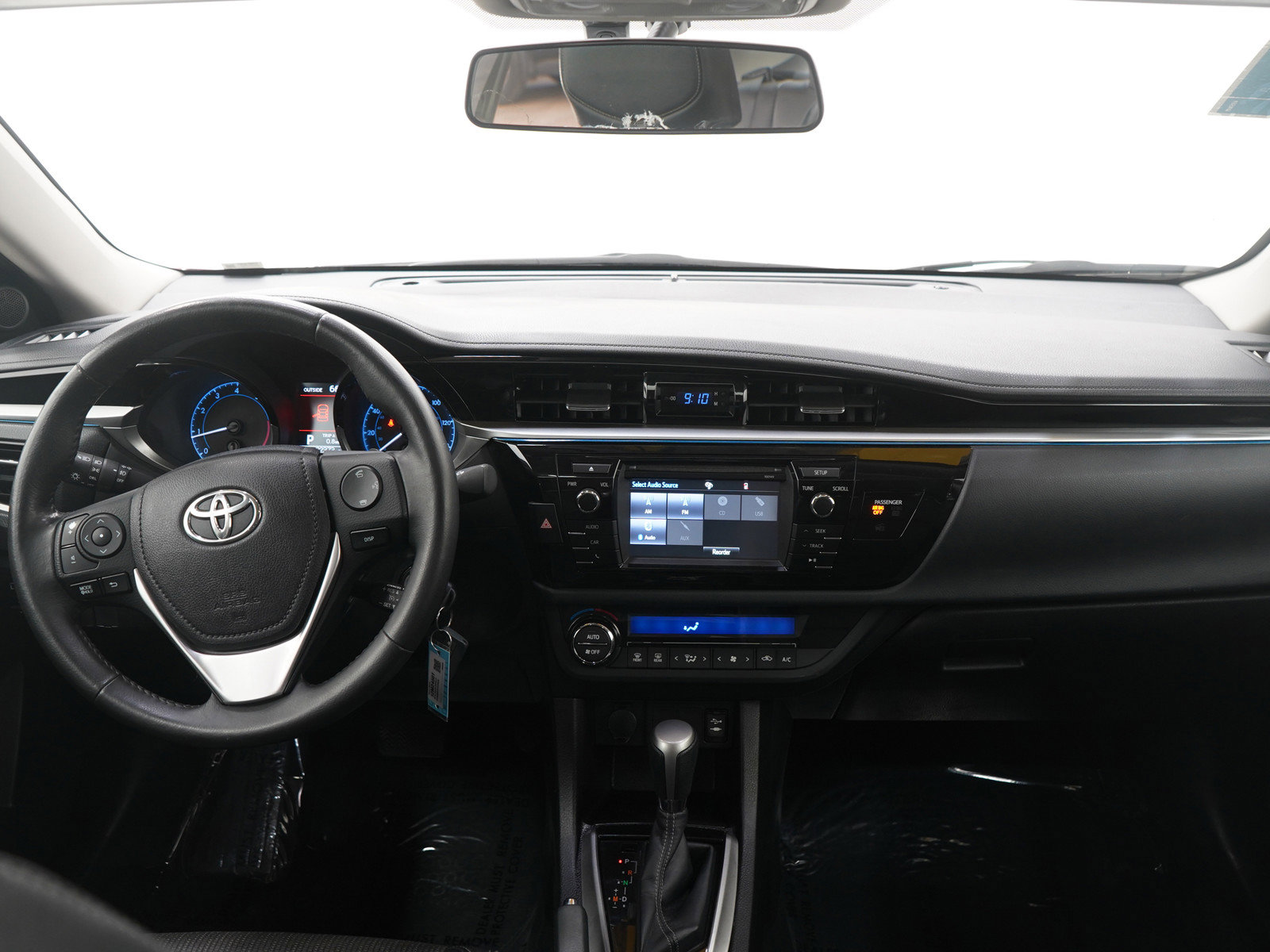 Used 2015 Toyota Corolla S image 14