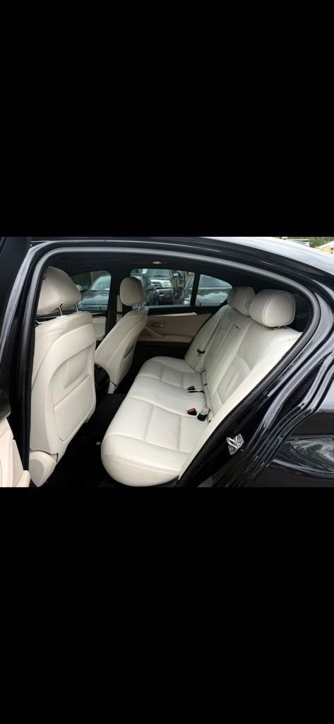 Used 2016 BMW 535i xDrive Sedan AWD/4WD image 25