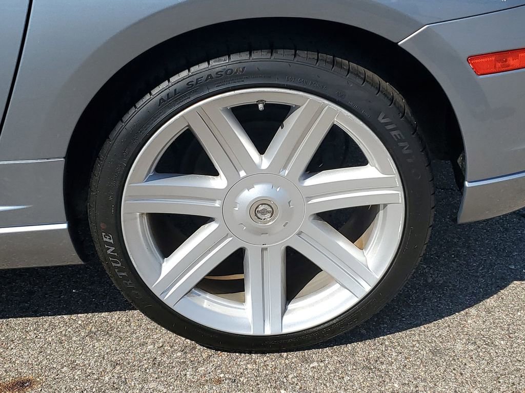 Used 2005 Chrysler Crossfire Limited image 28