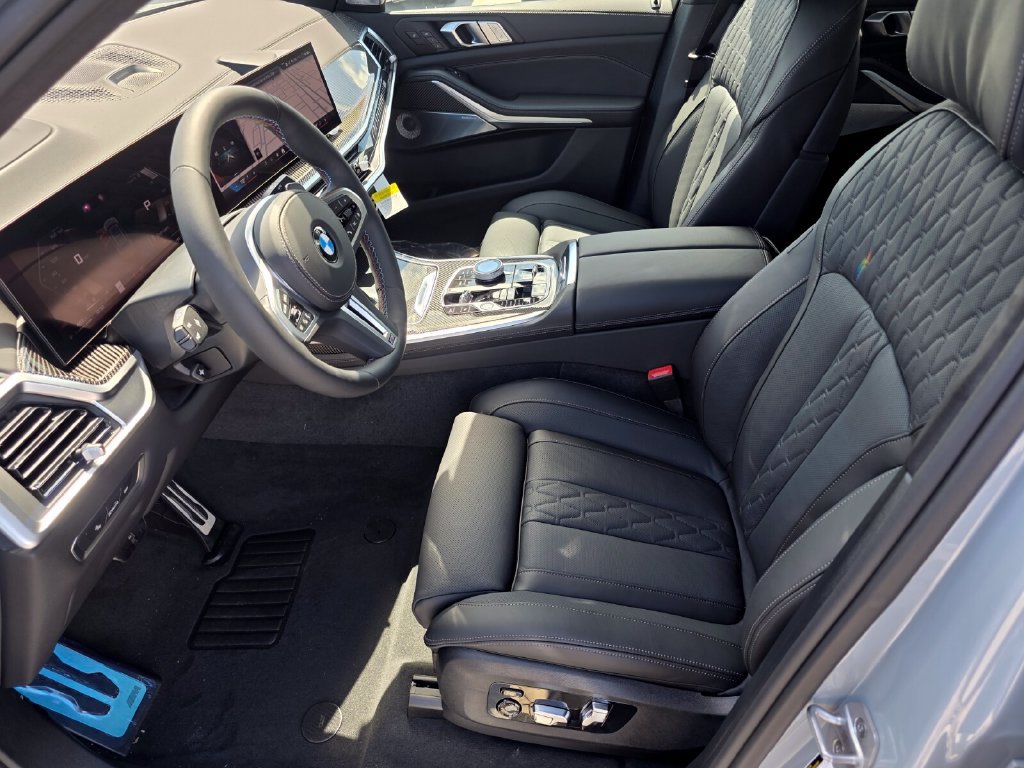 New 2027 BMW X7 M60i AWD/4WD image 7