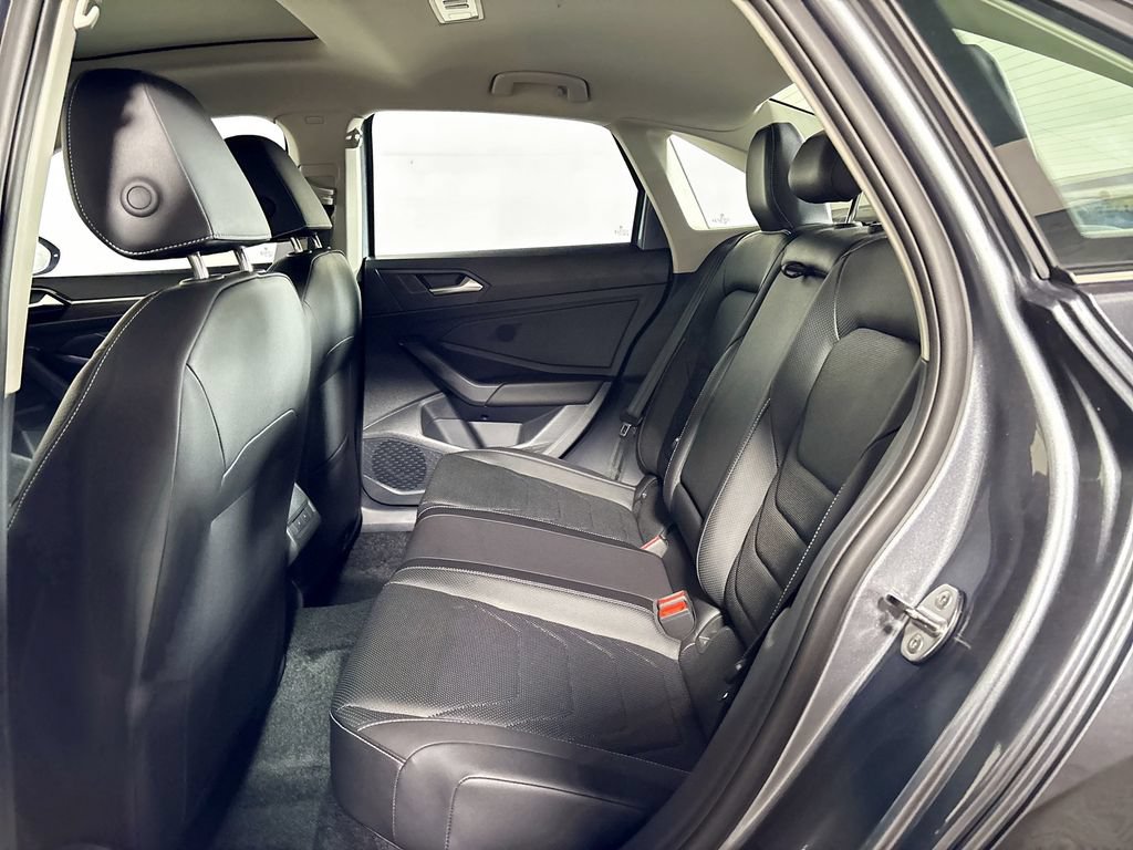 Certified 2024 Volkswagen Jetta SEL FWD image 23