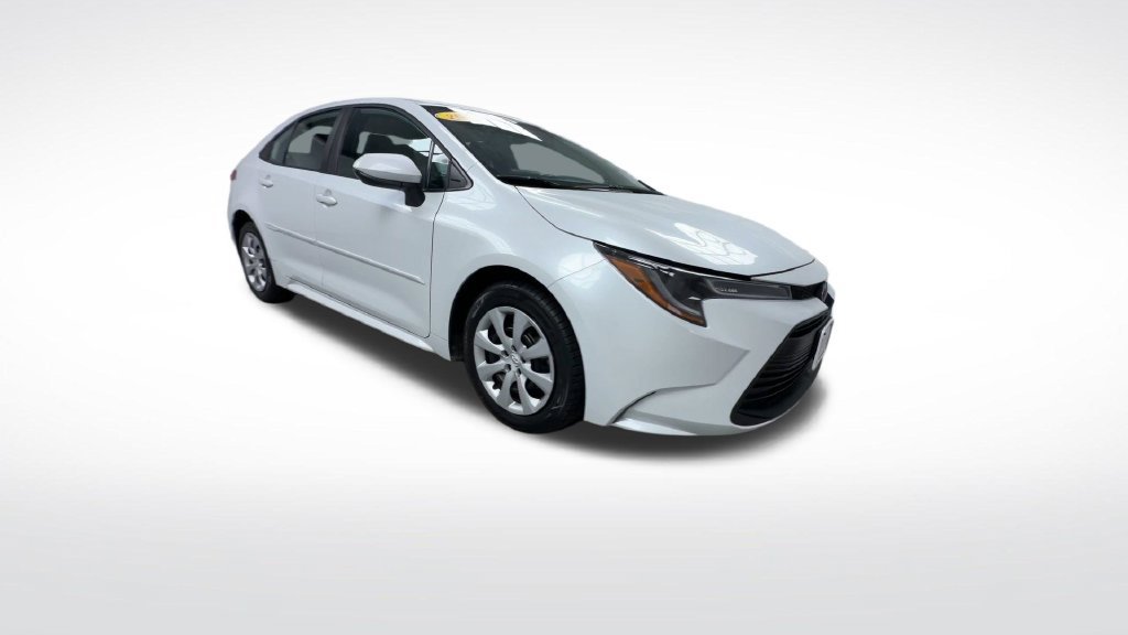 Certified 2024 Toyota Corolla LE FWD image 2