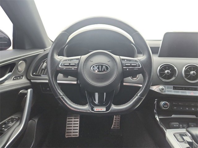 Used 2018 Kia Stinger GT2 image 13