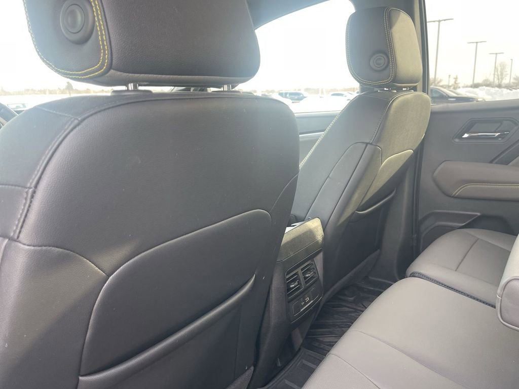 Used 2024 Chevrolet Colorado ZR2 w/ ZR2 Convenience Package III image 35