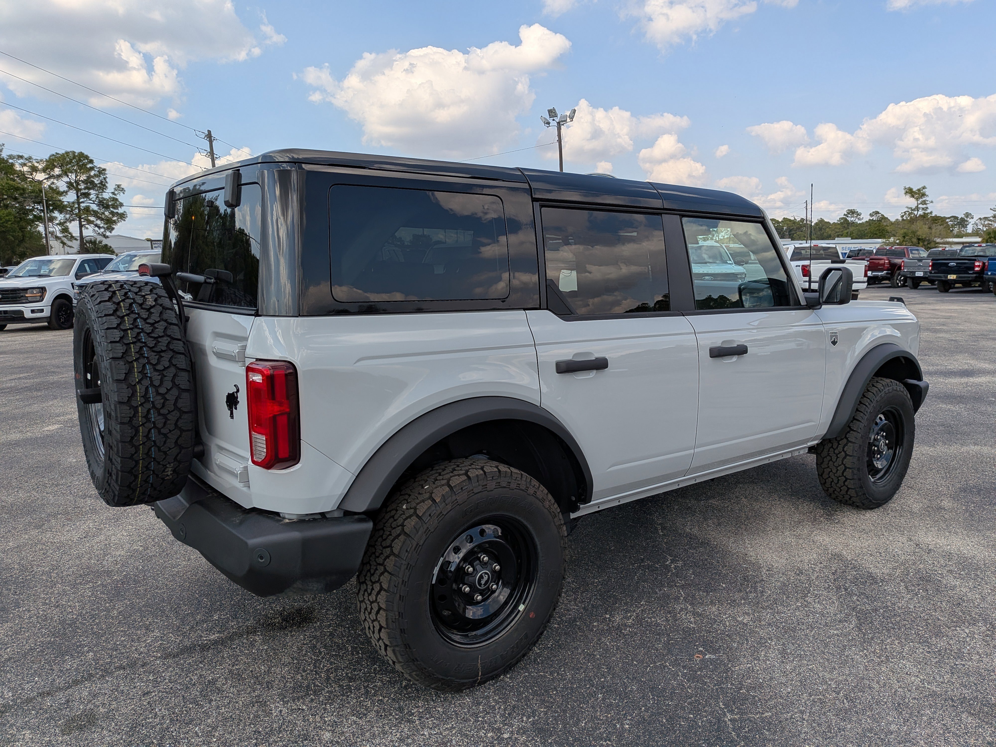 New 2026 Ford Bronco Big Bend image 4