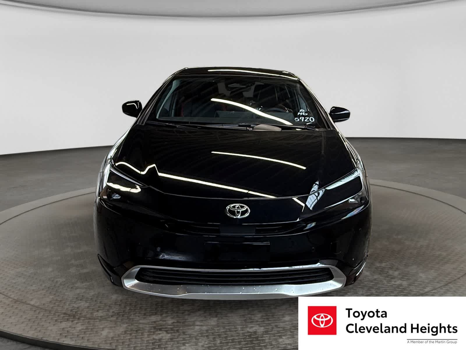 New 2026 Toyota Prius Plug-In Hybrid FWD image 2