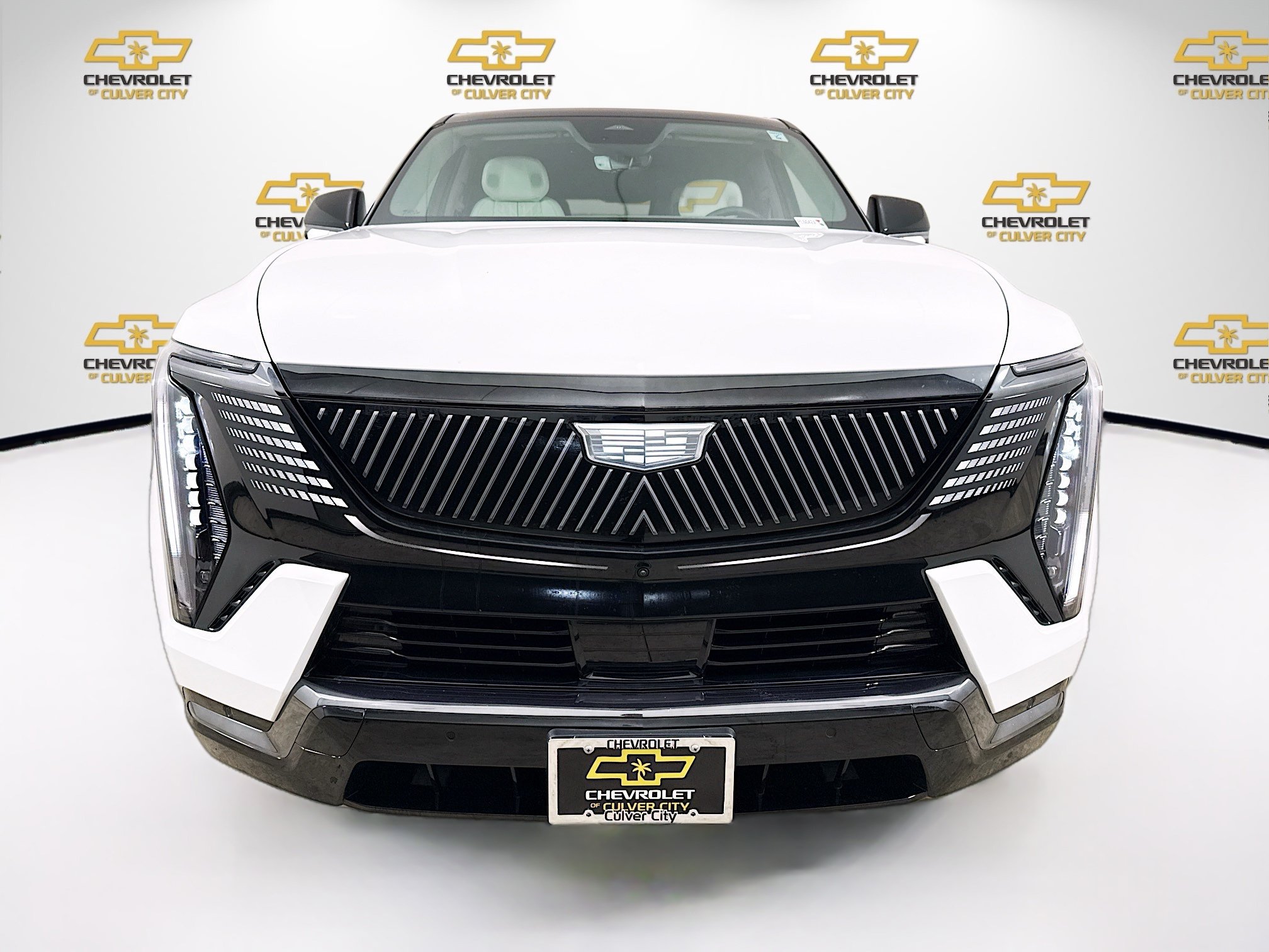 Used 2025 Cadillac Escalade IQ Sport 1 w/ Smart Trailering package AWD/4WD image 2
