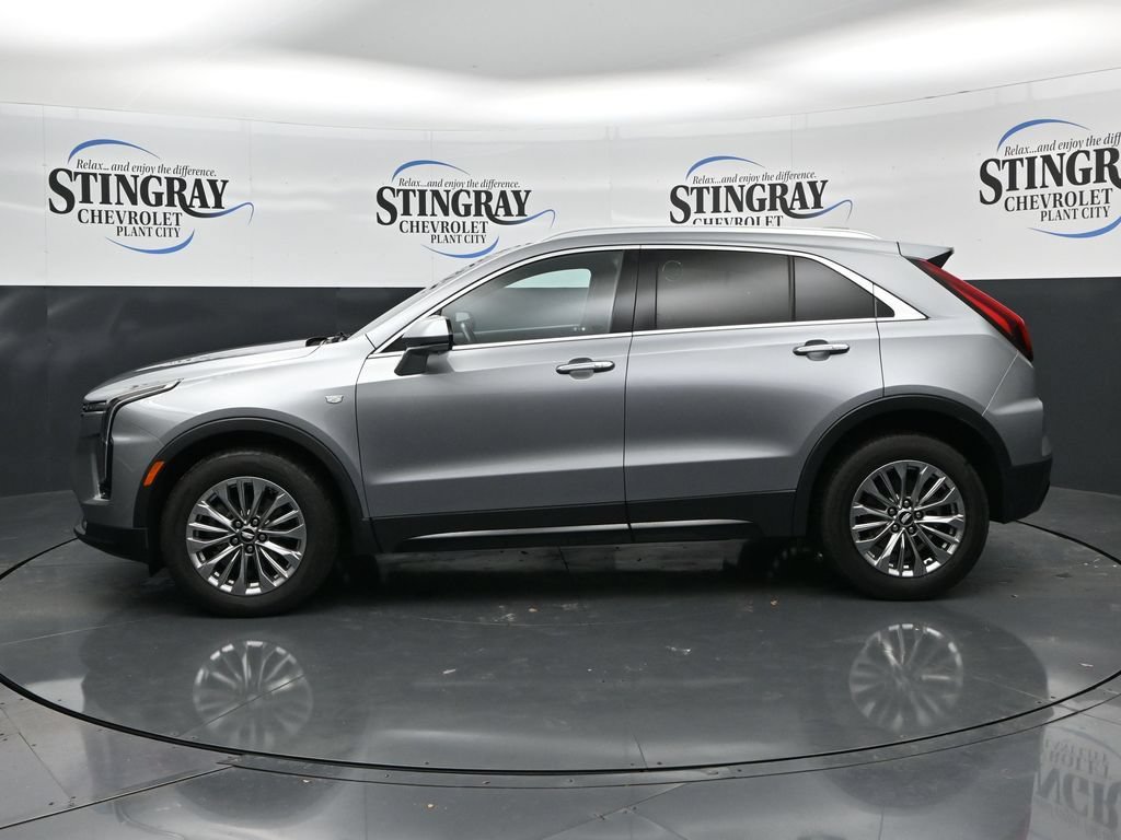 Used 2025 Cadillac XT4 Premium Luxury FWD image 4
