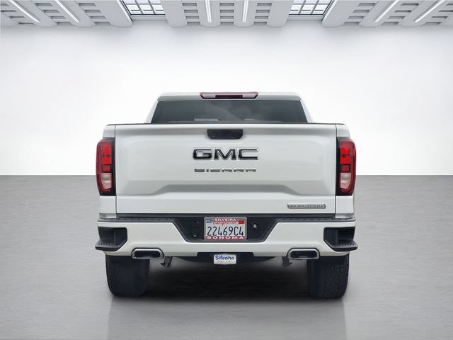 Used 2022 GMC Sierra 1500 Elevation w/ LPO, Elevation Black Package AWD/4WD image 5