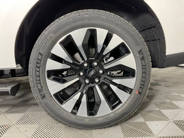 New 2025 Ford Expedition Platinum w/ Driver's Package image 10