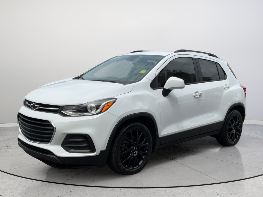 Certified 2022 Chevrolet Trax LT w/ Sport Edition FWD image 5