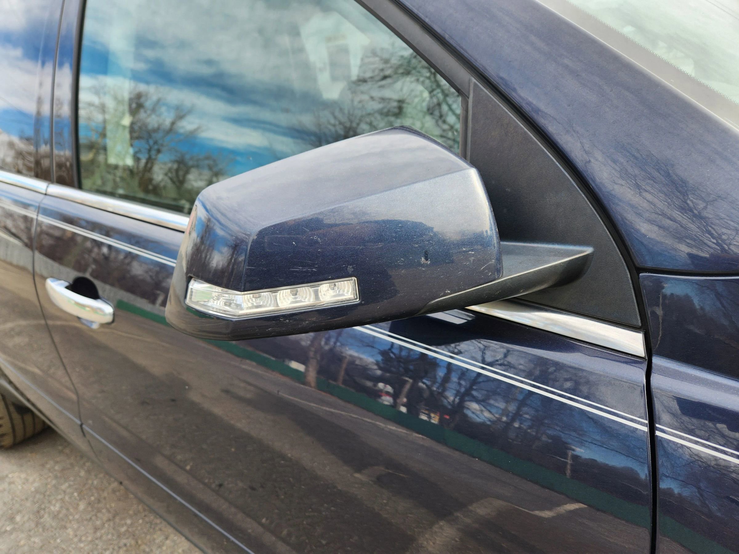 Used 2017 Chevrolet Traverse LT w/ Style and Technology Package image 7