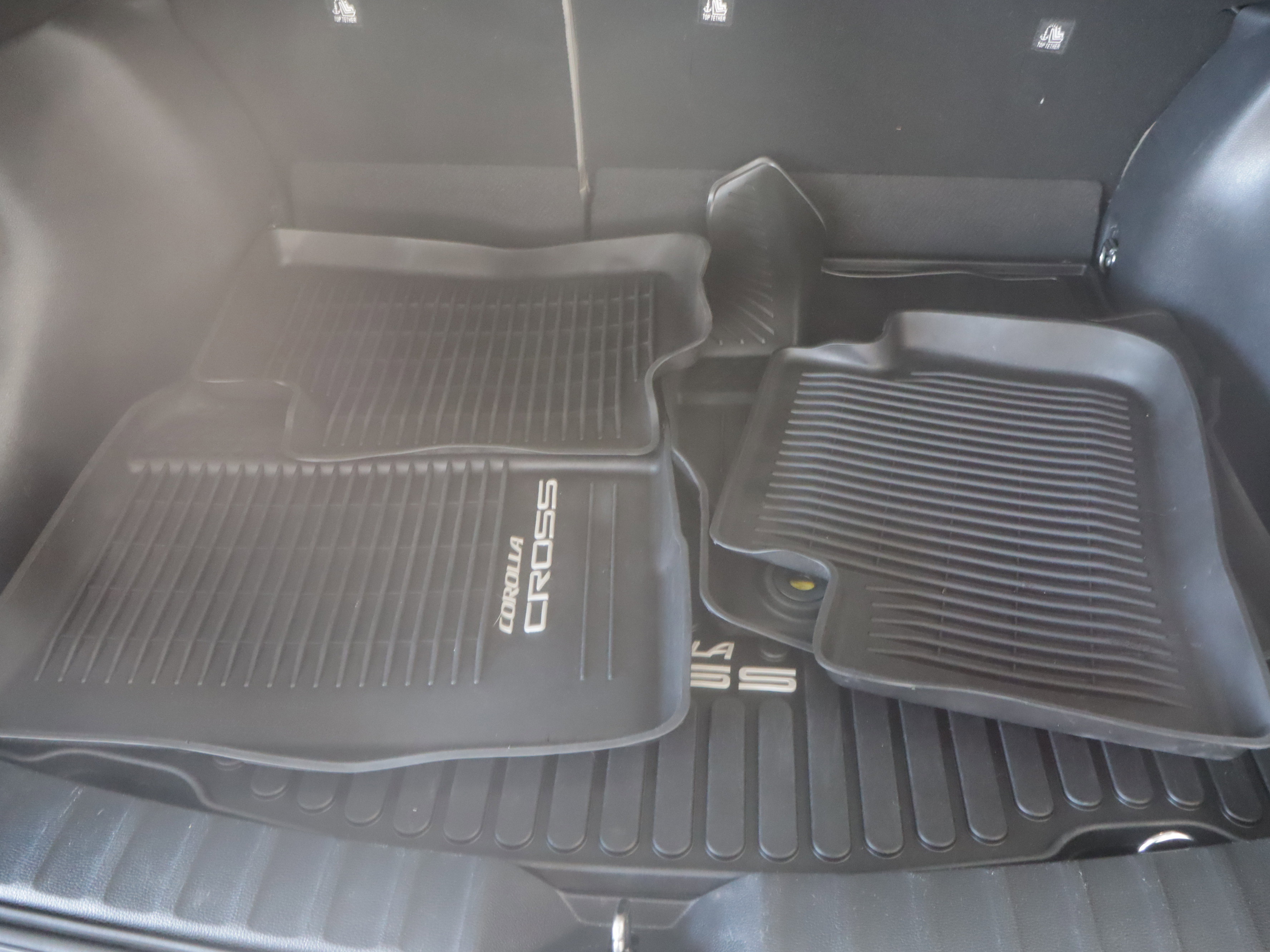 Used 2024 Toyota Corolla Cross L image 18