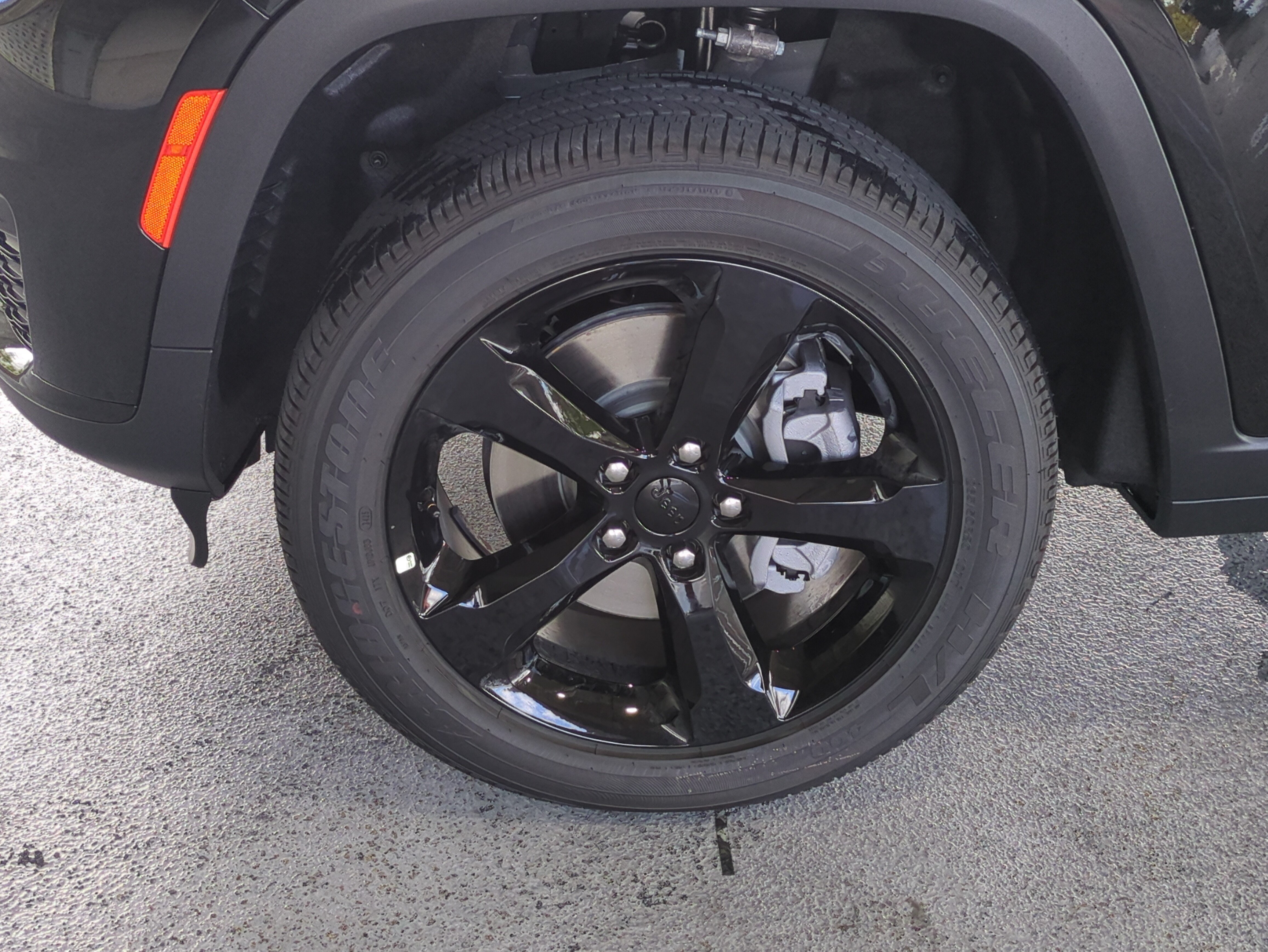 New 2025 Jeep Grand Cherokee L Altitude AWD/4WD image 11