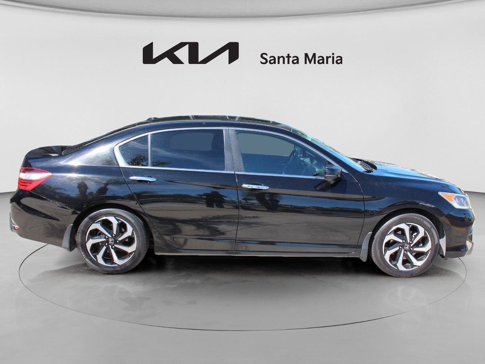 Used 2016 Honda Accord EX-L image 10