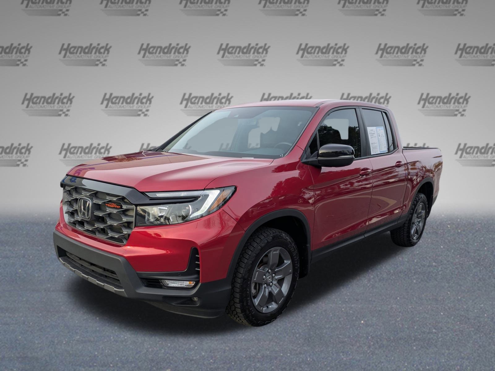 Used 2025 Honda Ridgeline TrailSport image 9